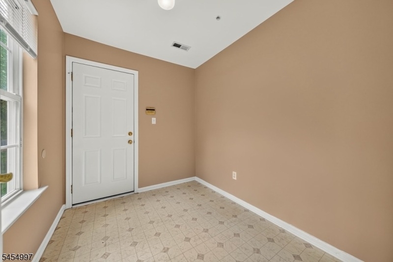 4 Springholm Drive - Photo 6