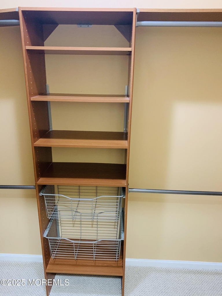 566 St Andrews Place - Photo 11