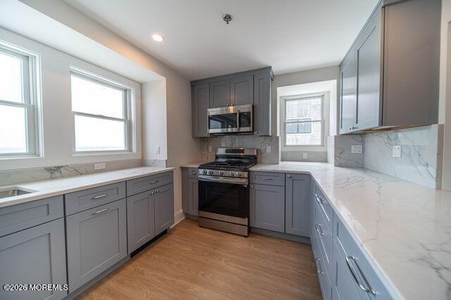 1125 E Ocean Avenue - Photo 5