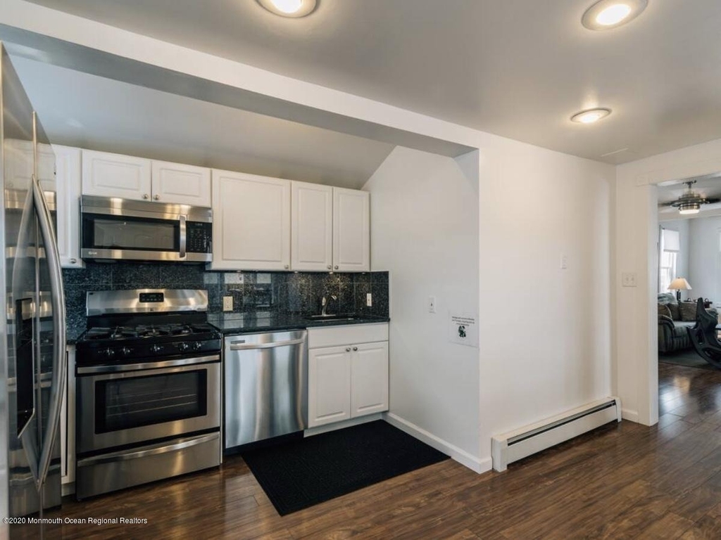 8 Surf Street - Photo 3