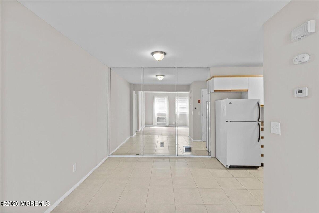 601 Mistletoe Avenue - Photo 5