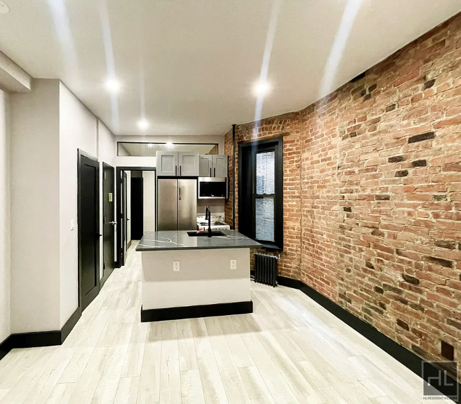 Second Avenue - Photo 1