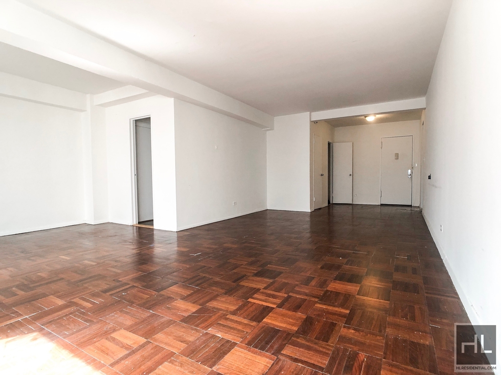 East 57th Street - Photo 1