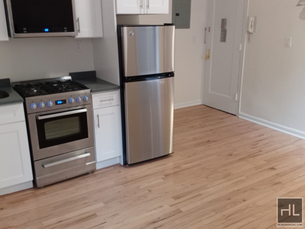 West 72 Street - Photo 0