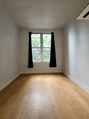 824 St Johns Place - Photo 6