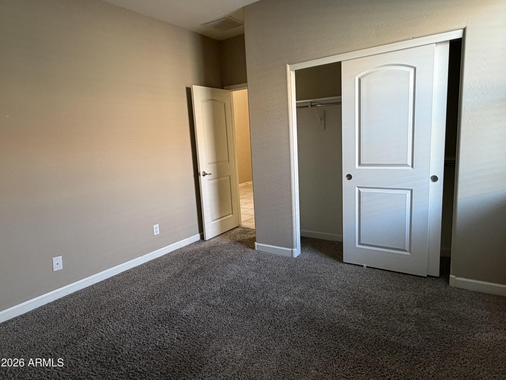 9324 W Windsor Boulevard - Photo 7