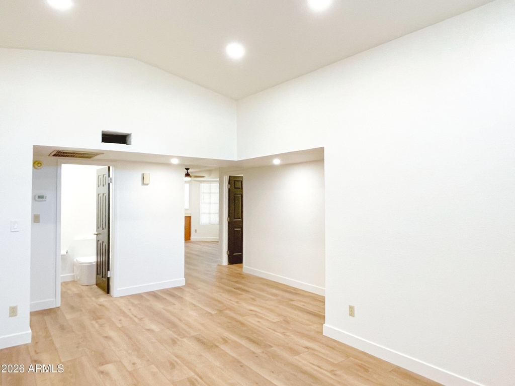 6816 E Kings Avenue - Photo 7