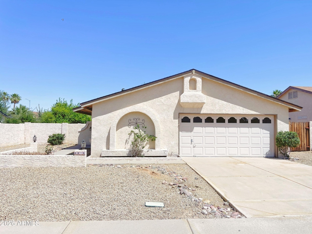 6816 E Kings Avenue - Photo 0