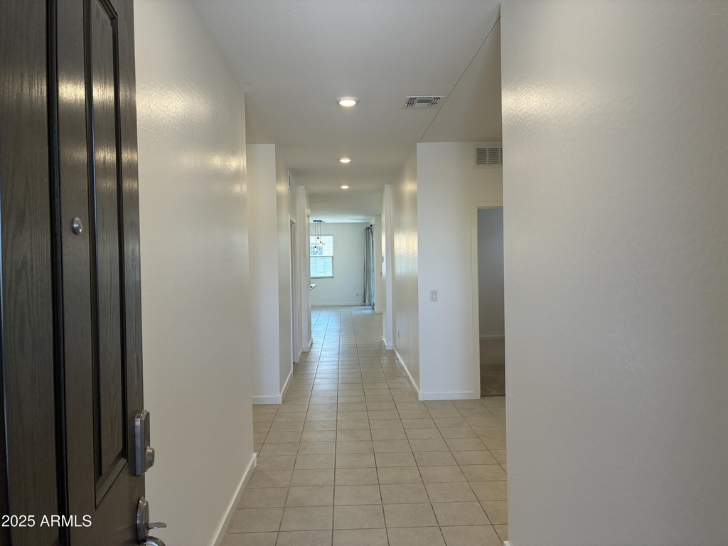 19913 W Palo Verde Drive - Photo 3