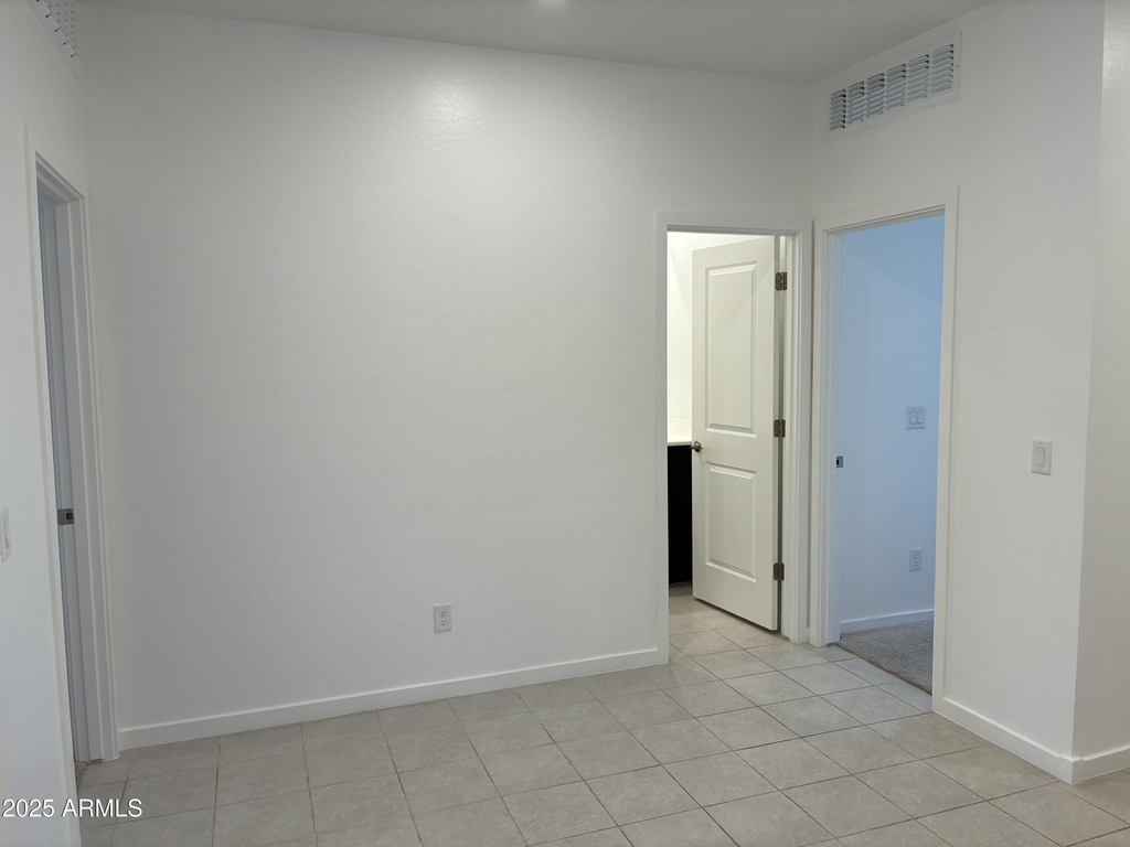 19913 W Palo Verde Drive - Photo 4