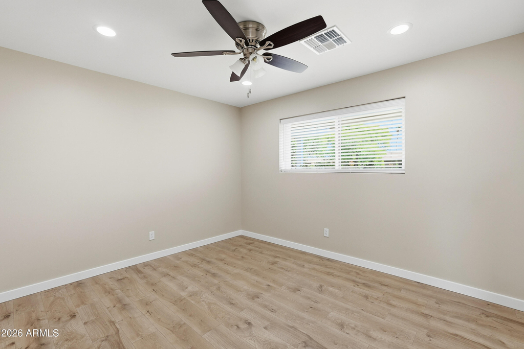 2329 E Enrose Street - Photo 17