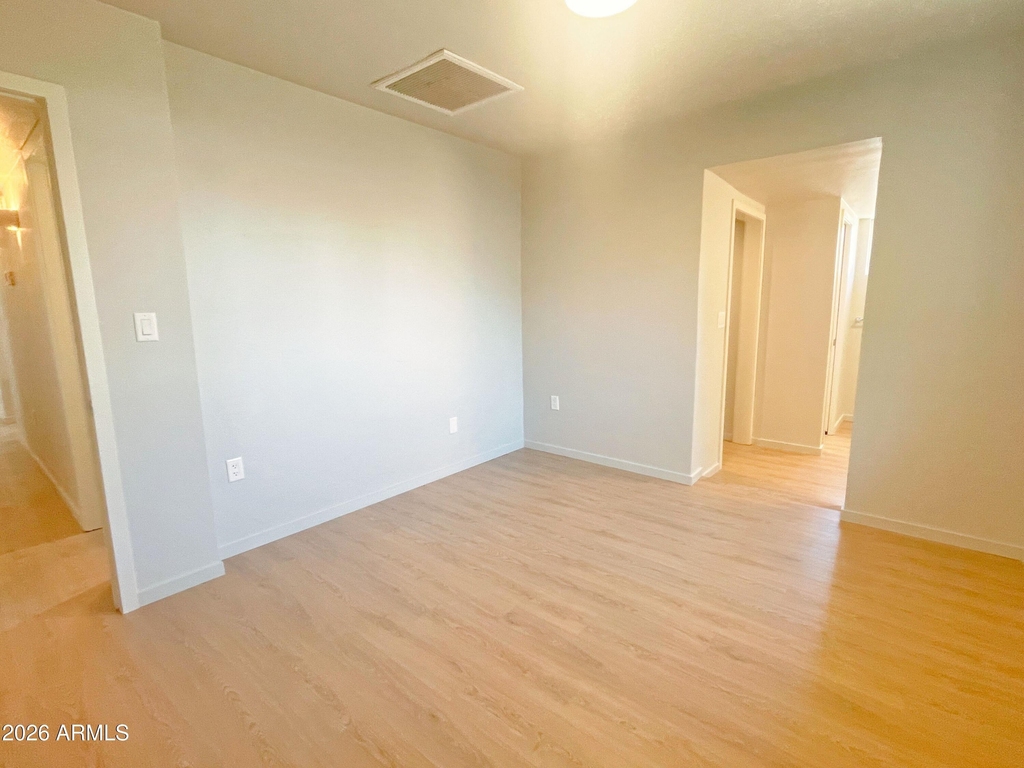 2340 E Turney Avenue - Photo 9