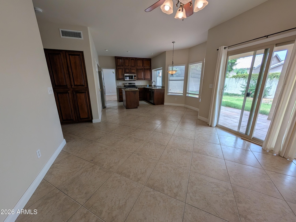 15219 S 47th Street - Photo 12