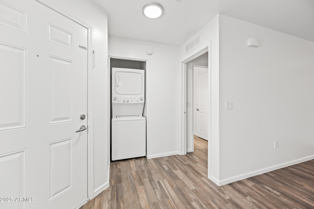 3065 N 67th Avenue - Photo 12