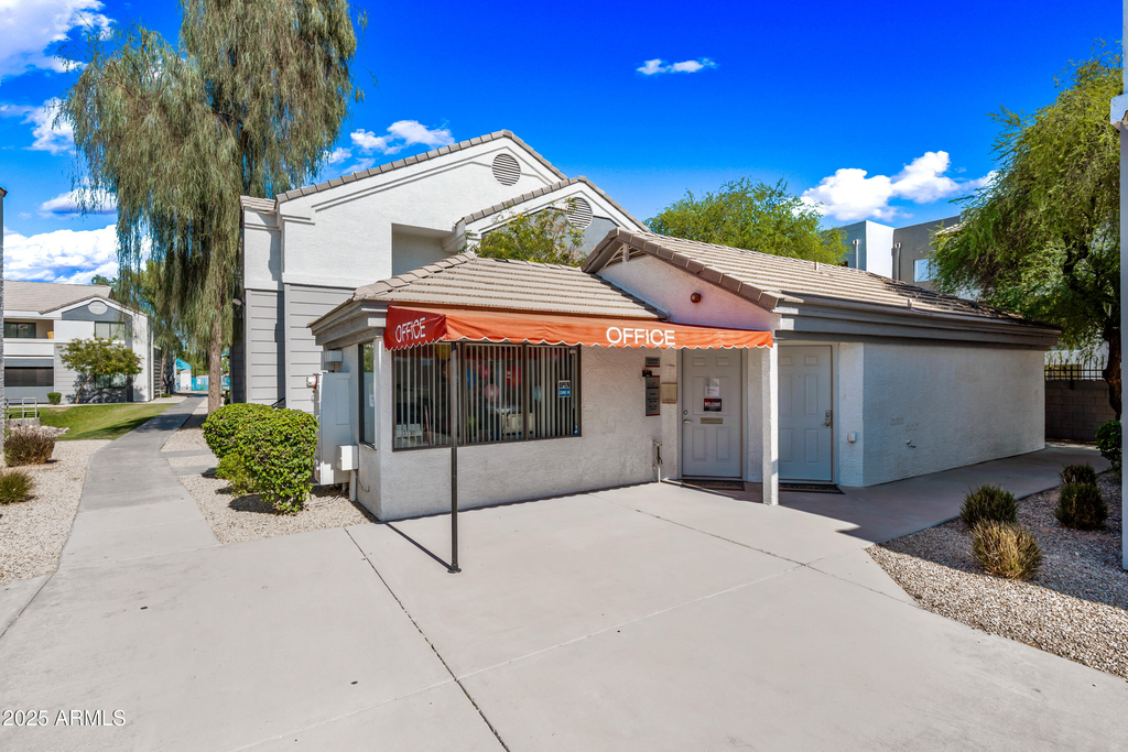 3065 N 67th Avenue - Photo 36