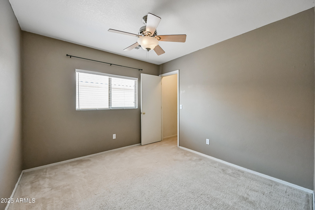 3057 W Lucia Drive - Photo 14