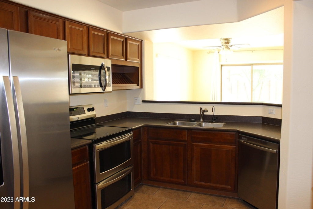 3064 S 258th Avenue - Photo 3