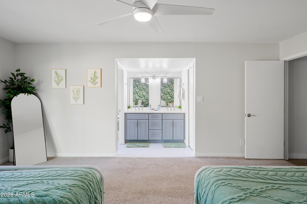 2331 E Sunnyside Drive - Photo 39