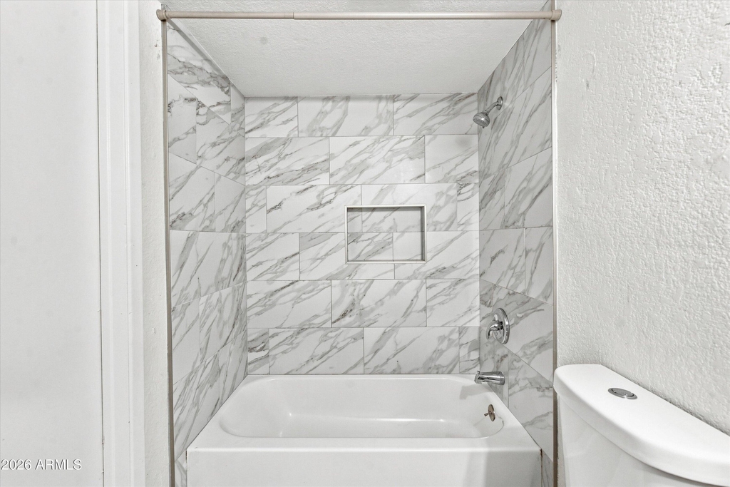 5960 W Oregon Avenue - Photo 7