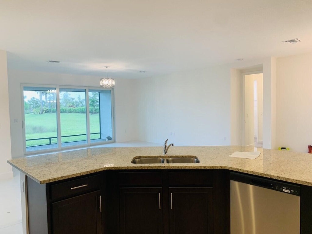 11933 Sw Poseidon Way - Photo 4