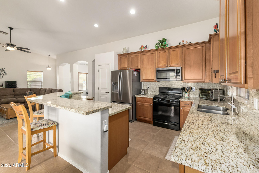 44296 W Desert Plant Trail - Photo 1