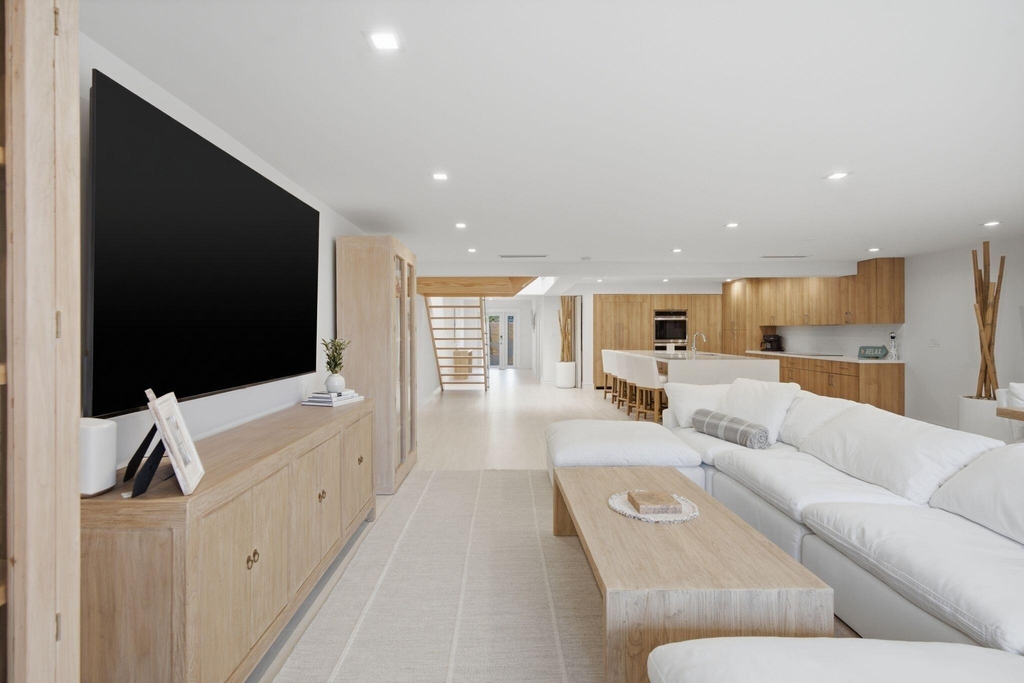 1173 Hillsboro Mile - Photo 5