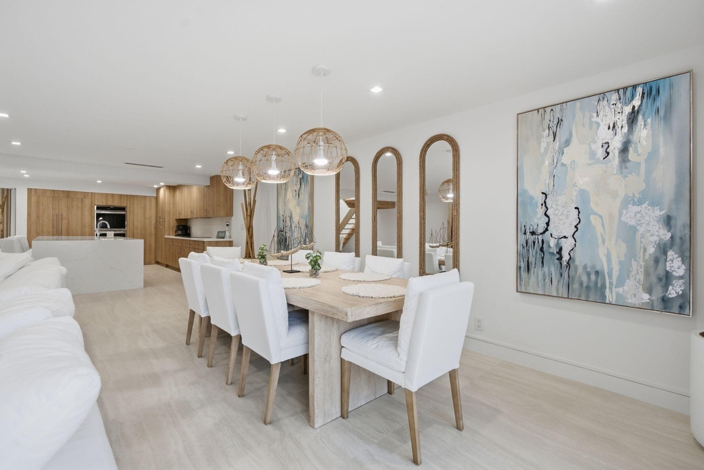 1173 Hillsboro Mile - Photo 1