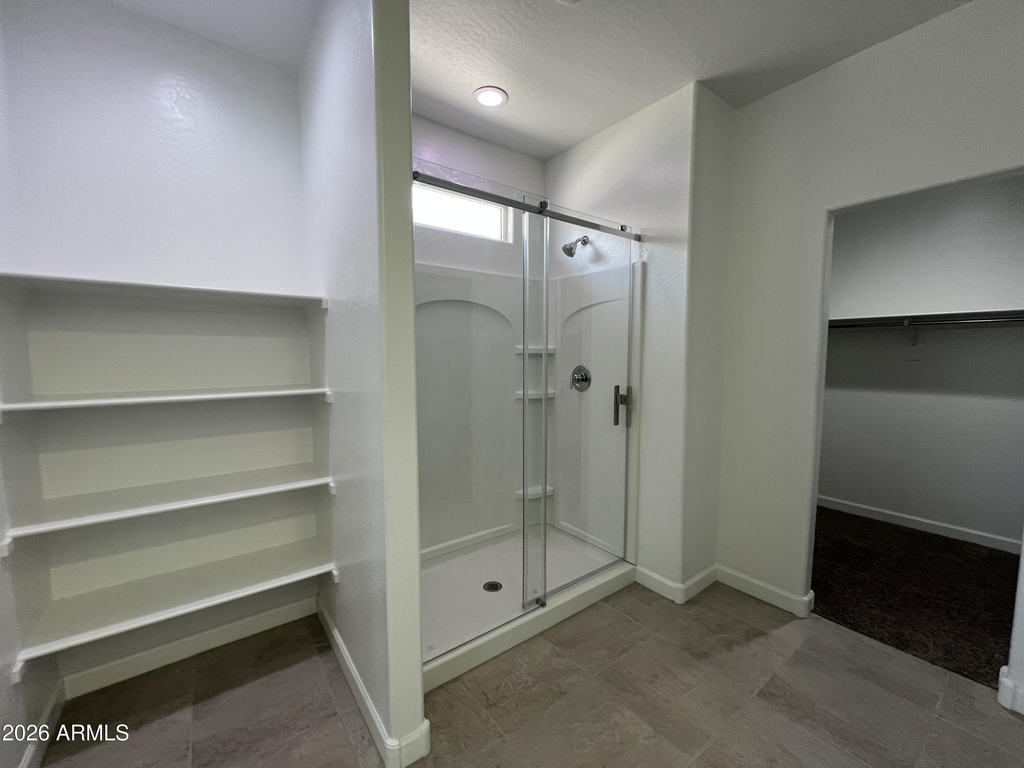 2432 W Shanley Avenue - Photo 11