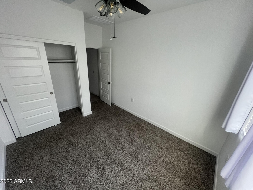 2432 W Shanley Avenue - Photo 13