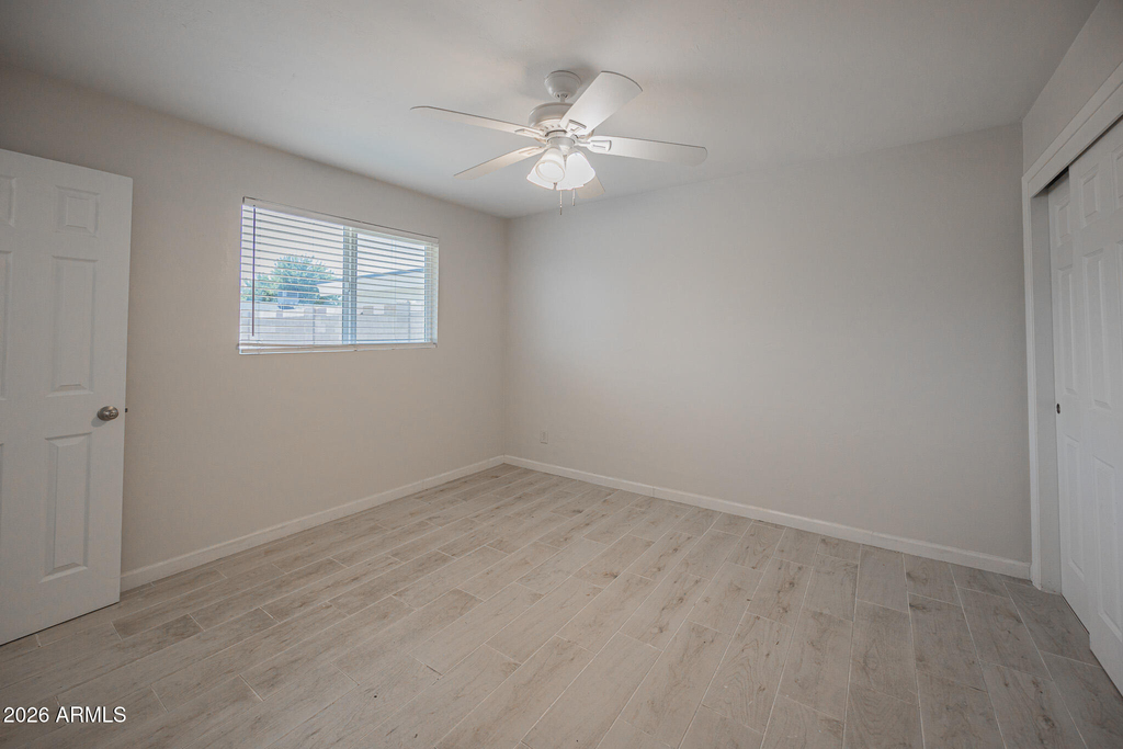 6637 E Wilshire Drive - Photo 9