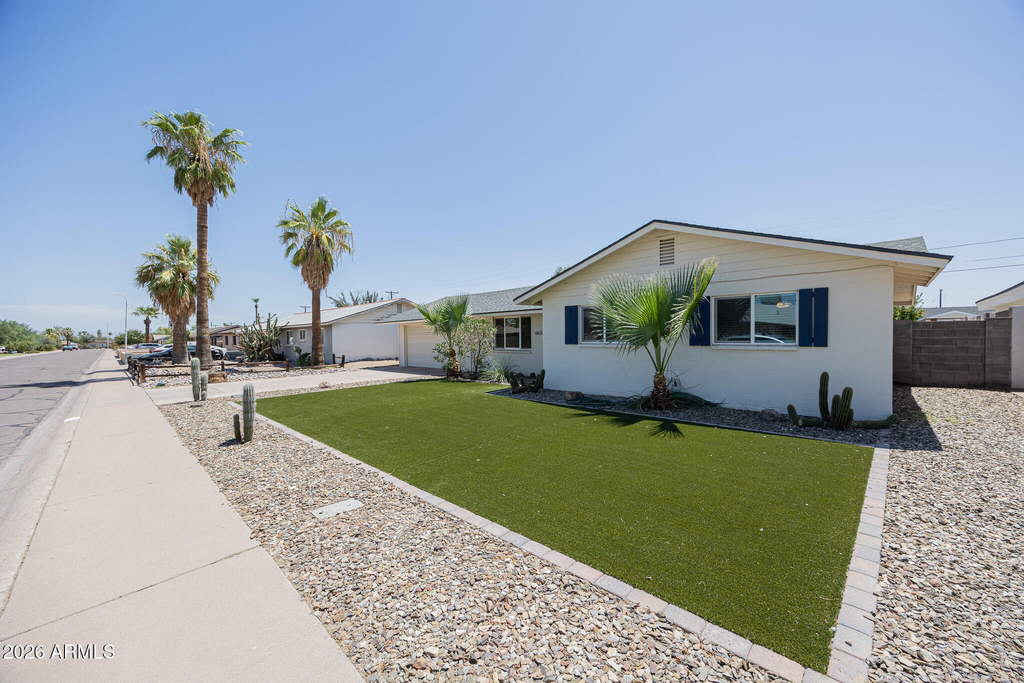 6637 E Wilshire Drive - Photo 0