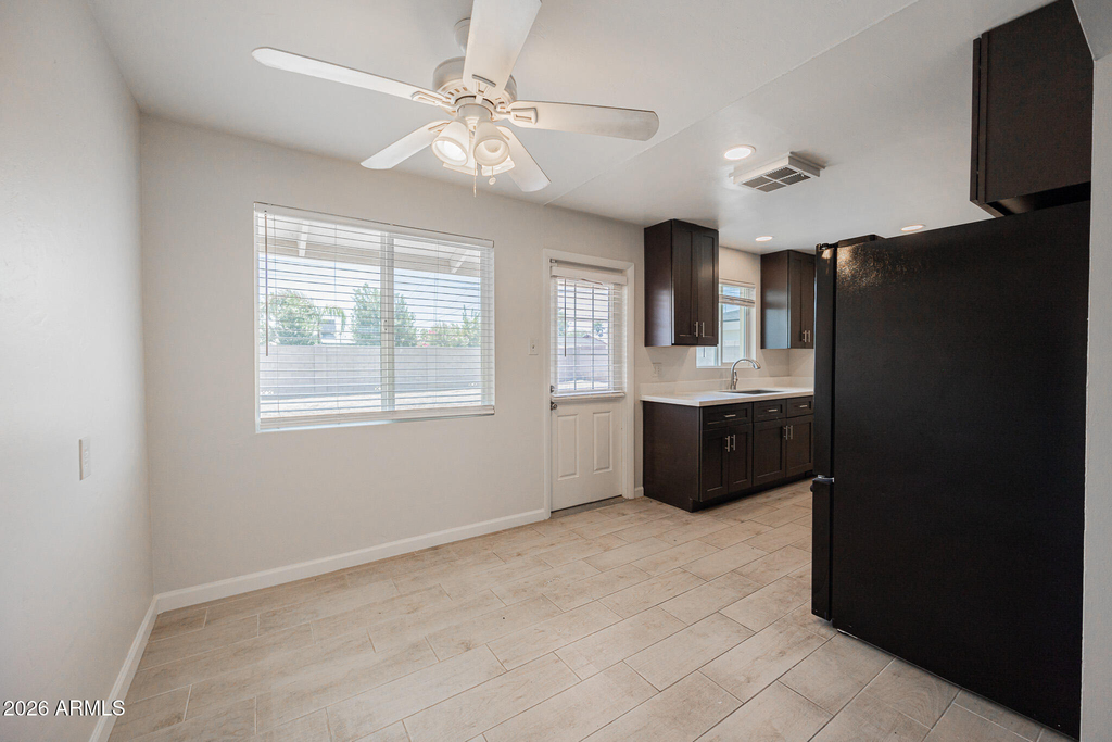 6637 E Wilshire Drive - Photo 6