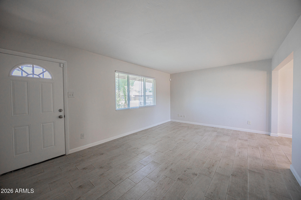 6637 E Wilshire Drive - Photo 4