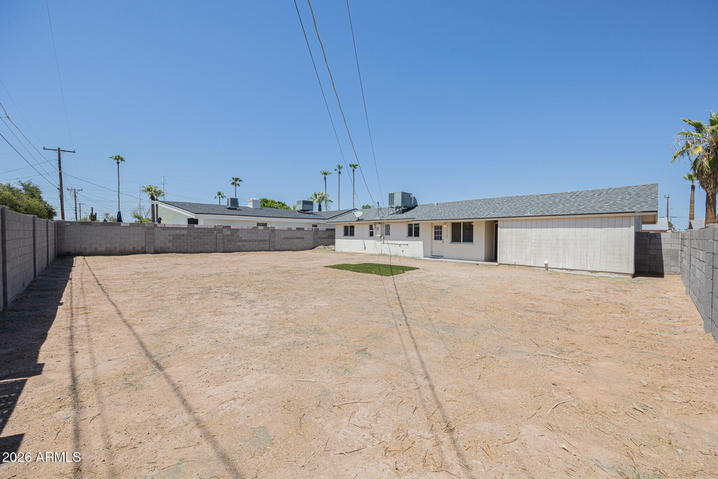 6637 E Wilshire Drive - Photo 20