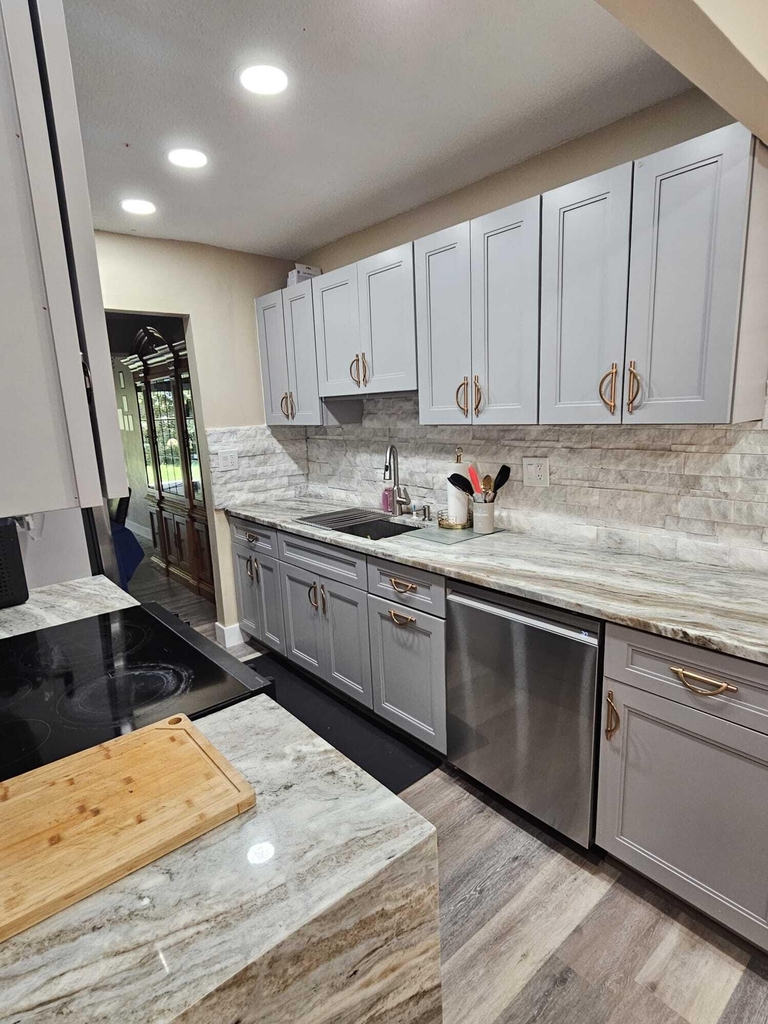 1625 Nw 58th Avenue - Photo 6