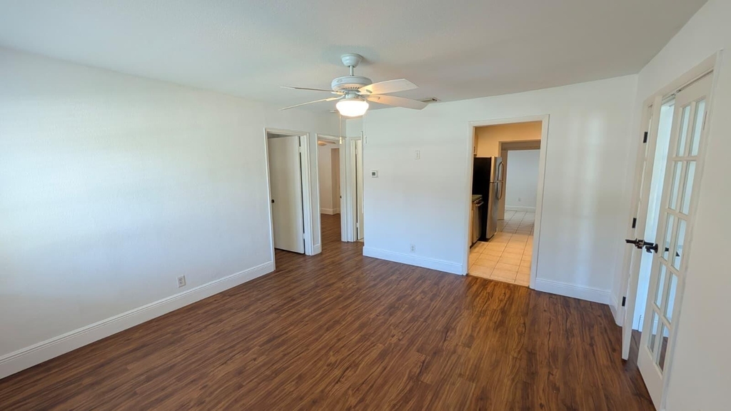 1448 Ne 27th Court - Photo 5