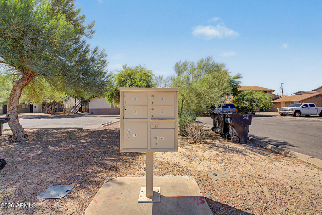737 W 1st Avenue - Photo 23