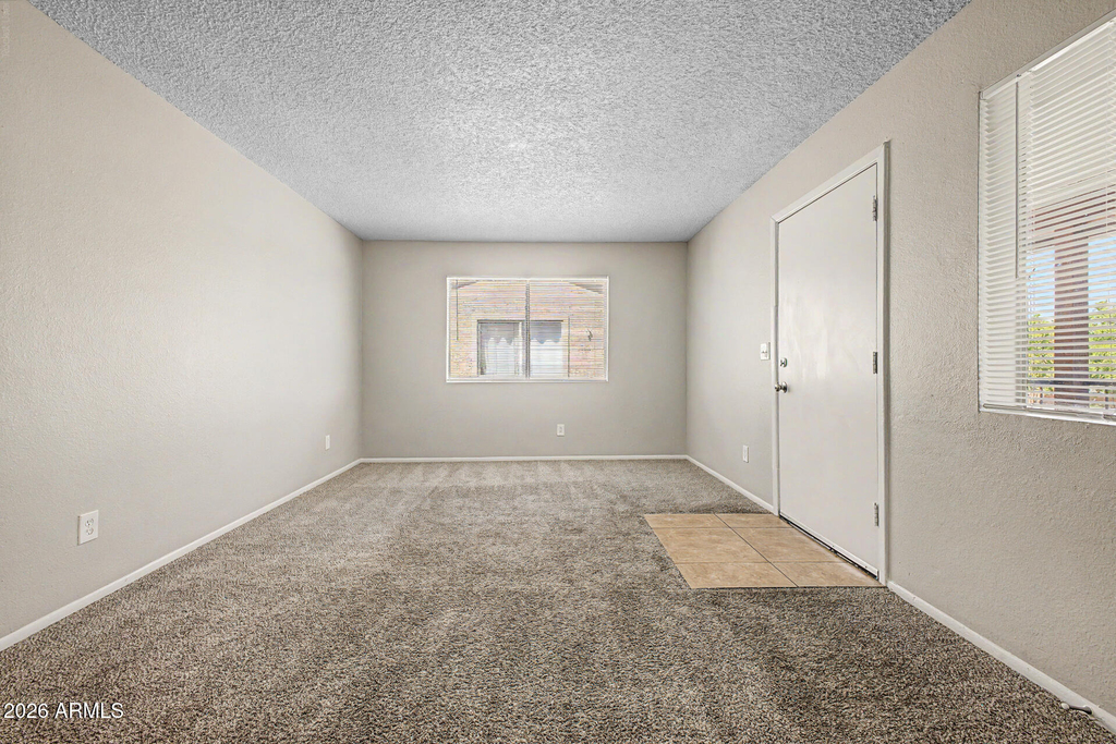 737 W 1st Avenue - Photo 2