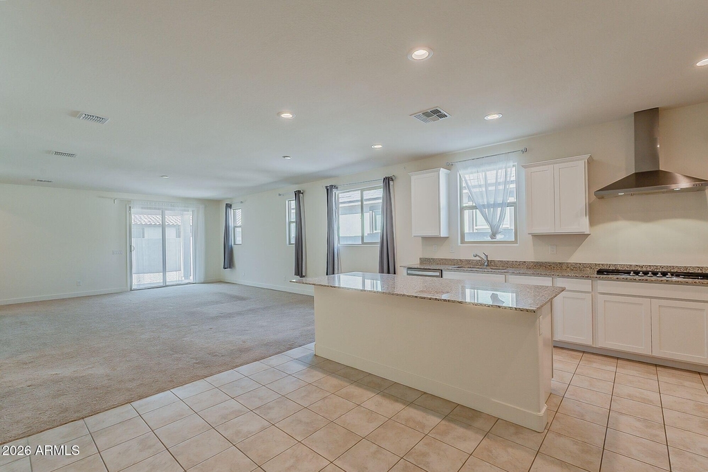 10962 W Taylor Street - Photo 7