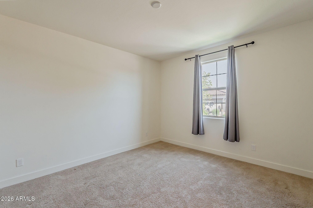 10962 W Taylor Street - Photo 2