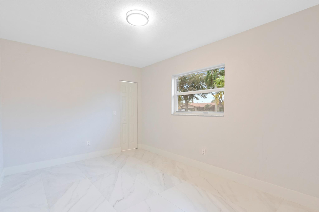4490 Nw 8th Street - Photo 15