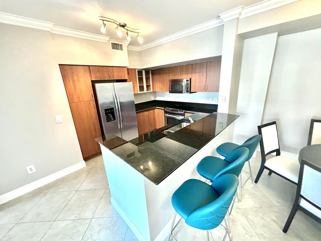 233 S Federal Highway - Photo 3