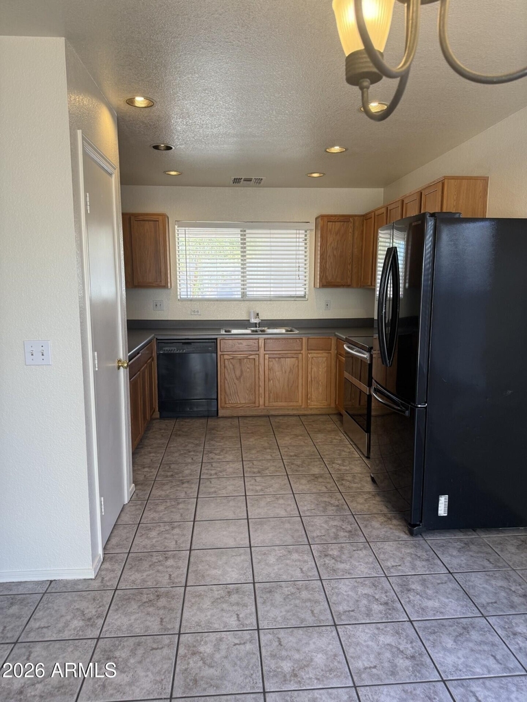 2448 E Hazeltine Way - Photo 2