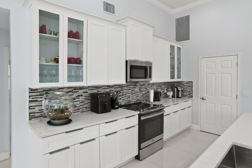 15622 Cypress Park Drive - Photo 13