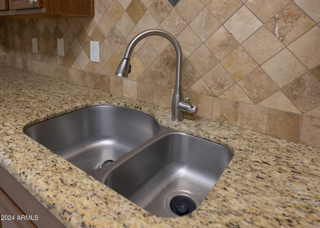 12208 N Pebble Beach Drive - Photo 5