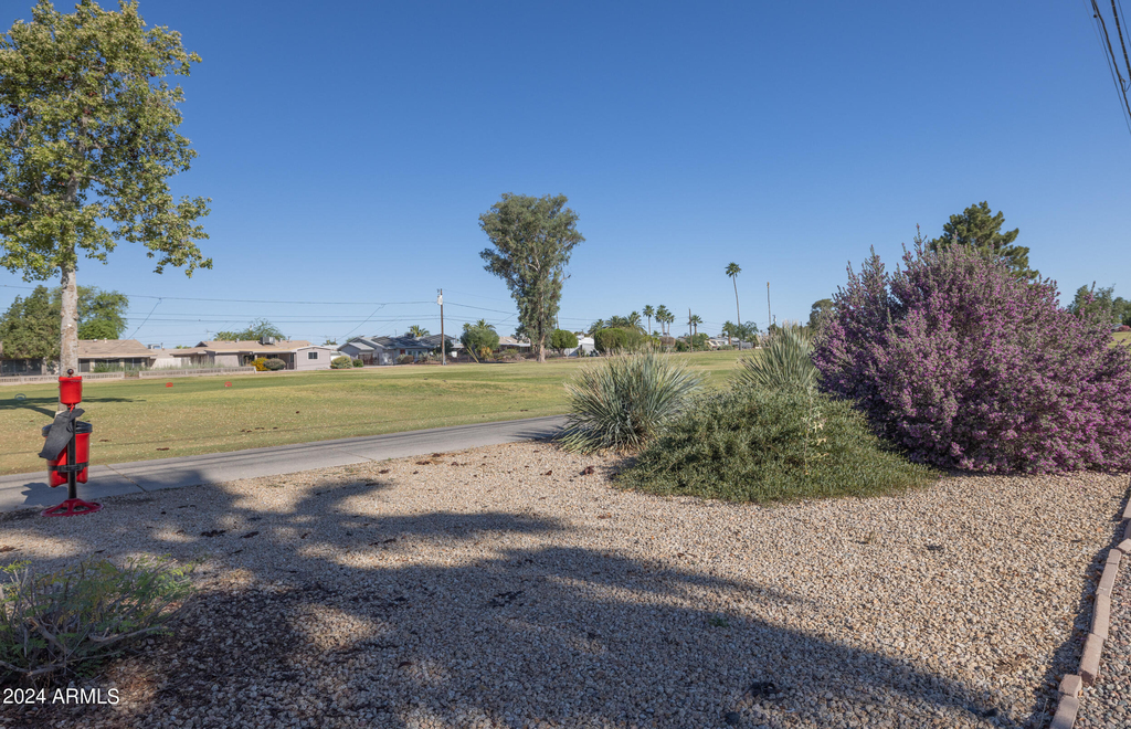 12208 N Pebble Beach Drive - Photo 9