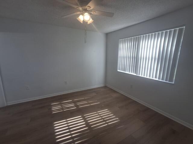 2236 N Cypress Bend Drive - Photo 15