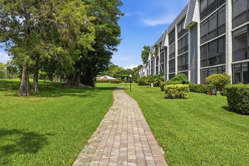 6100 Nw 44th Street - Photo 48