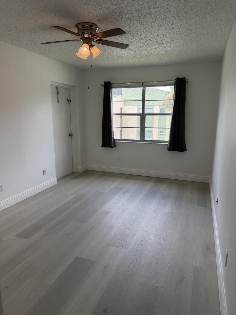 4147 Nw 90th Avenue - Photo 7