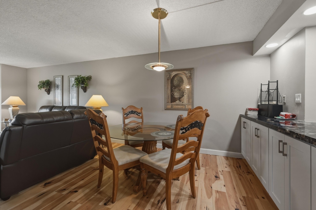 9420 S Hollybrook Lake Drive - Photo 10